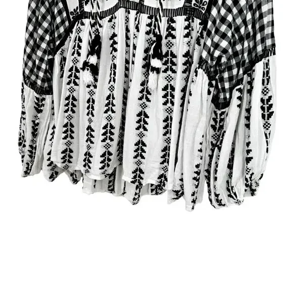Dodo Bar or Miquel Womens Sz Large Black White Embroidered Blouse Shirt Top